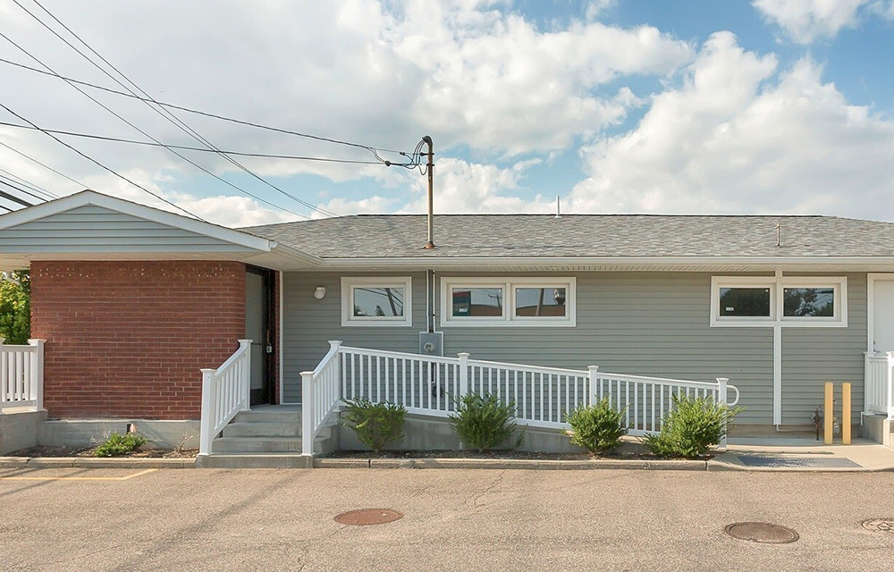 Merrell of Island Assocs. sells 1,400 s/f medical office - $650,000